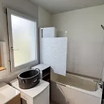 Pratsfleuris , Piscine, Pétanque Et Parking Apartamento *