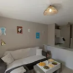 Pratsfleuris , Piscine, Pétanque Et Parking *